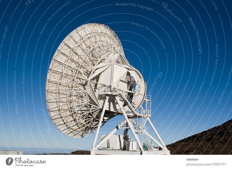 Is There Anybody Out There? Measuring instrument Antenna Science & Research Advancement Future High-tech Telecommunications Information Technology Industry Sky