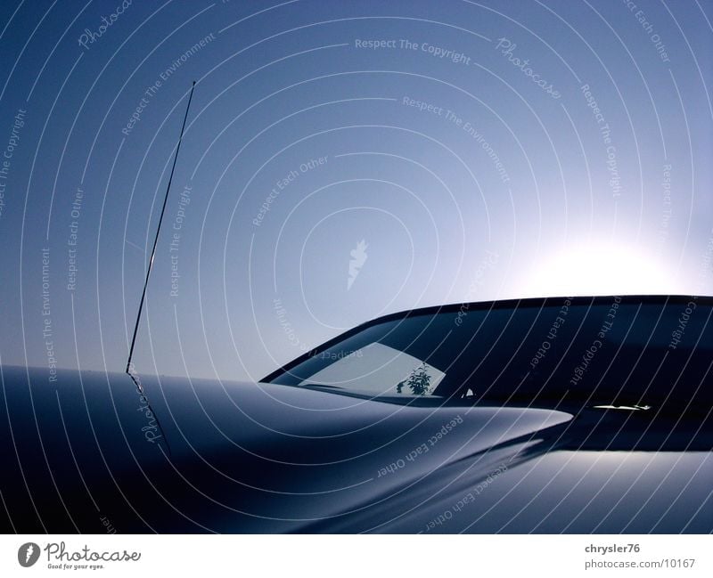hood horizon Reflection Horizon Photographic technology Sky Blue Window pane Car