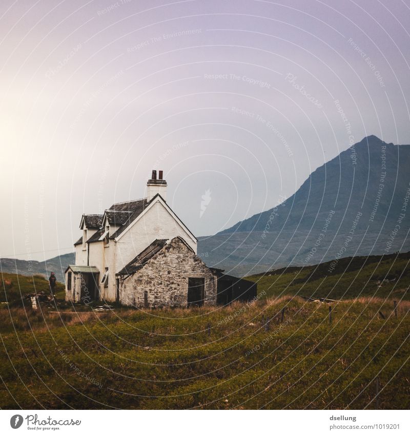 House on the mountain Landscape Cloudless sky Sunrise Sunset Meadow Hill Rock Mountain Scotland Village House (Residential Structure) Detached house Hut