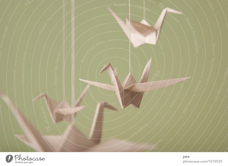 mobilé Design Baptism Animal Bird 4 Flying Hang Free Maritime Modern Serene Calm Contentment Relaxation Infancy Ease Sustainability Origami Hover Paper
