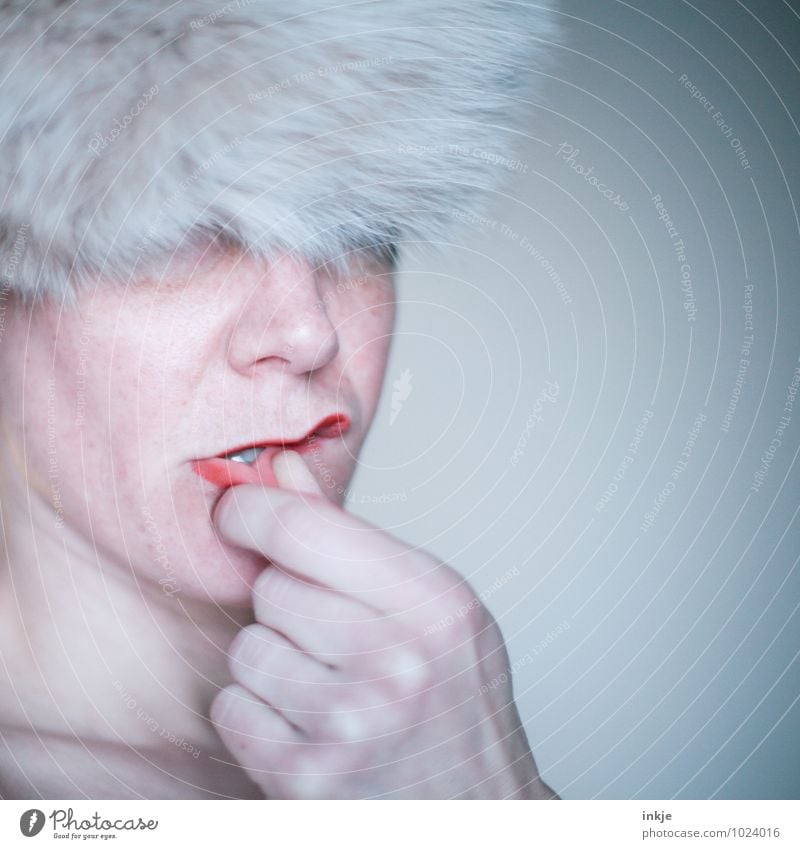 Portraitpose: reinterpreted Lifestyle Style Beautiful Lipstick Woman Adults Face Mouth Hand 1 Human being 30 - 45 years Fashion Pelt Cap Communicate Make