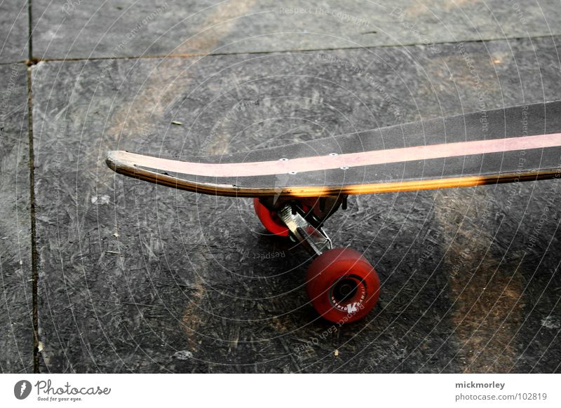the lonely longboard Stripe Red Trick Loneliness Beautiful Sports Playing Street Skateboard Skateboarding wheels Axle Floor covering Wait
