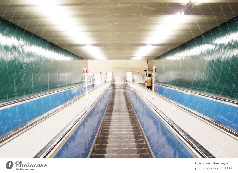 escalator ° 2 Escalator Underground Photographic technology