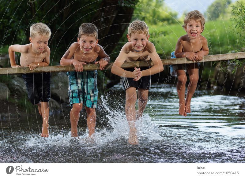 The water jacks Healthy Wellness Swimming & Bathing Summer Summer vacation Human being Child Family & Relations Friendship Infancy 4 3 - 8 years Environment