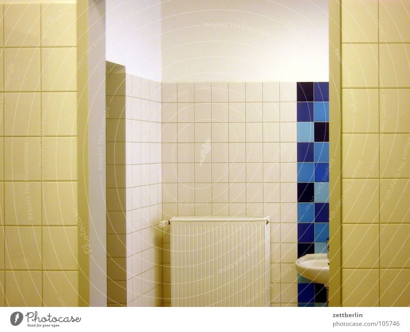 Washroom in Bad Wildungen Washhouse Bathroom Toilet Panels Sink Clean Detail sanitary wing Tile panel Heater Arrangement morality freshen