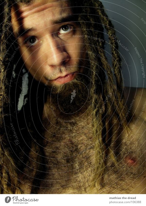Mathias The Dread XIII Dreadlocks Felt Long Dark Vessel Man Masculine Strong Threat Shoulder Concealed Nerviness Visual spectacle Shadow play Anger