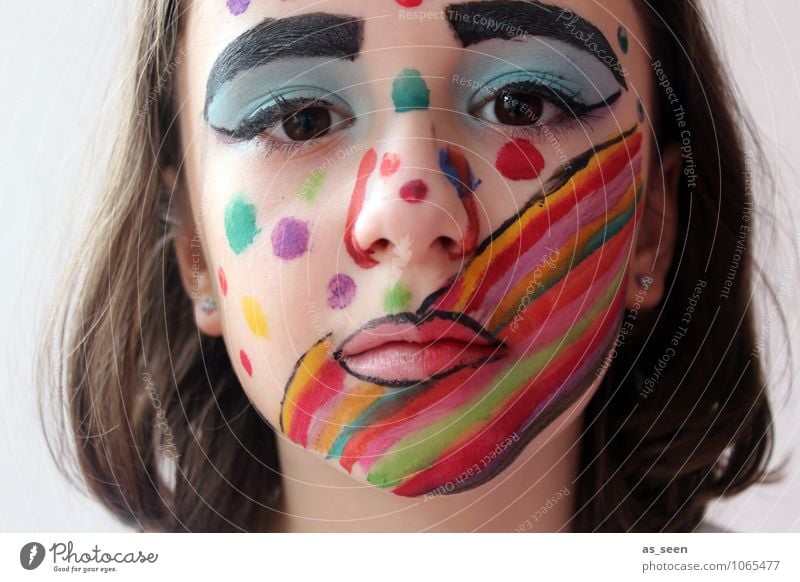 mask Feasts & Celebrations Carnival Girl Infancy Life Face Eyes 1 Human being 8 - 13 years Child Actor Culture Shows Party Rainbow Looking Esthetic Uniqueness