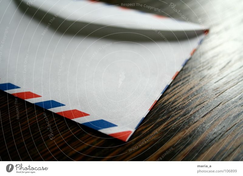airmail Mail Airmail Email Speed Red White Striped Table Wood Brown Paper Transmit Envelope (Mail) Stamp Letter (Mail) Open Undo por avion Blue Wood grain