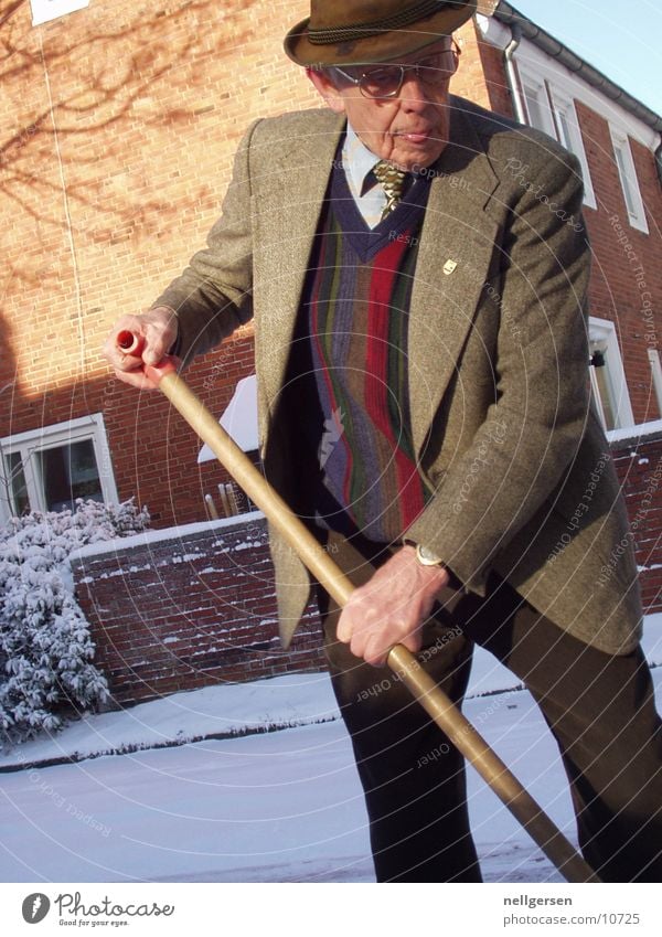 arrayed Man Grandfather Suit Chic Tie Snow snow shovel