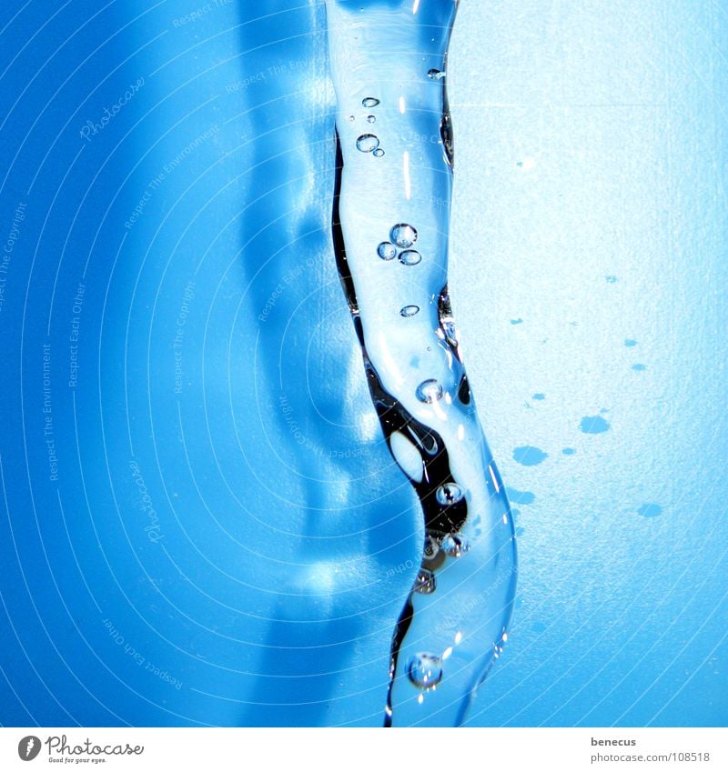 diversion Jet of water Radiation Hose Water hose Tap Wet Air Air bubble Lighting Fresh Refreshment Diversion Detour Curved Flow Fluid Refrigeration Cooling
