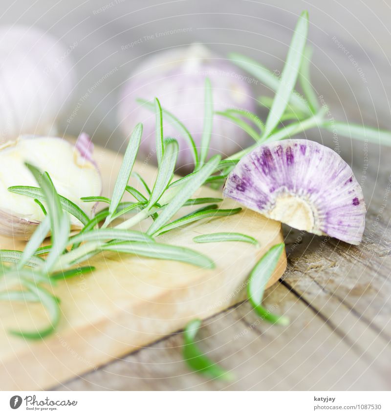 Garlic and rosemary Clove of garlic Rosemary Aromatic Herbs Fresh Herbs and spices Pepper Near Violet Toes Ingredients Kitchen Wood Table Wooden board