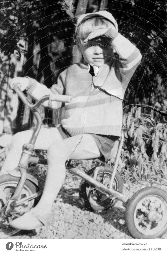 cyclist Black Autumn Child tricycle farad Boy (child) wise