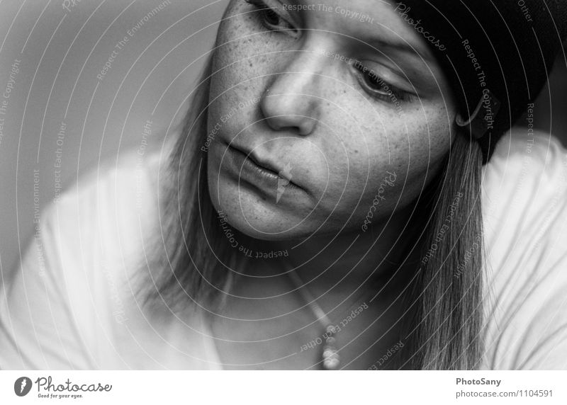 Time to think Feminine Young woman Youth (Young adults) Head Nose Mouth Lips 1 Human being Cap Think Cold Gloomy Gray Black White Freckles Black & white photo