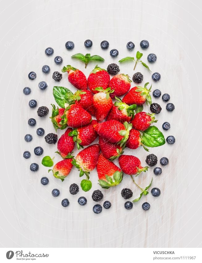 Blackberries, Blueberries, Strawberries Composing Food Fruit Dessert Nutrition Breakfast Organic produce Vegetarian diet Diet Juice Style Design Healthy Eating