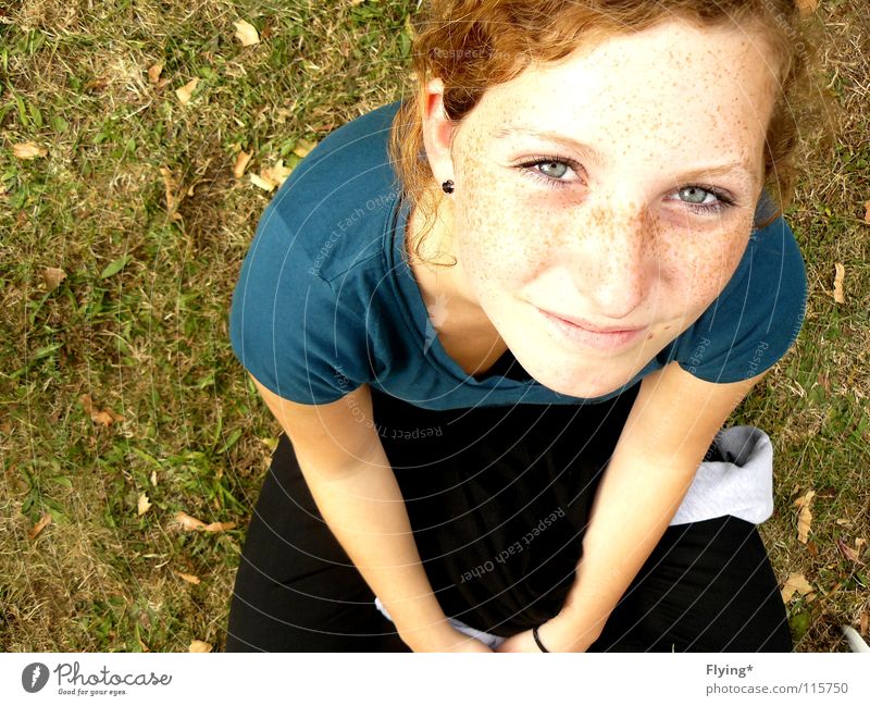 selina Meadow Grass Portrait photograph Freckles Girl Woman Beautiful Expectation Curiosity Joy Colour Healthy blue eyes Blue Curl Bright Laughter Grinning