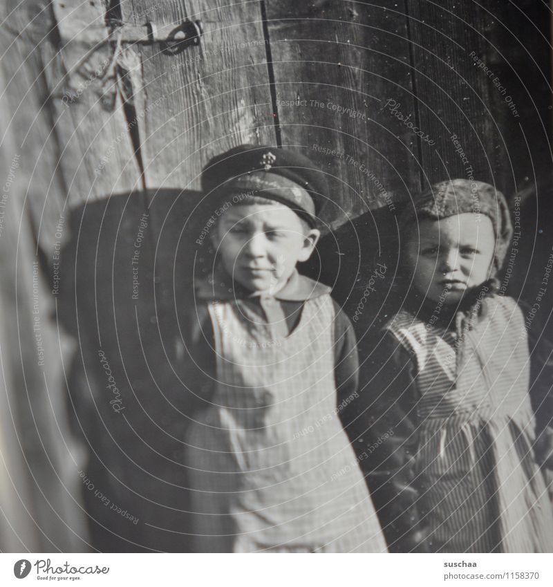 gertrud and karl-hans Photography family album Old Memory Analog Black & white photo Child Family & Relations Girl Boy (child) Second World War The thirties