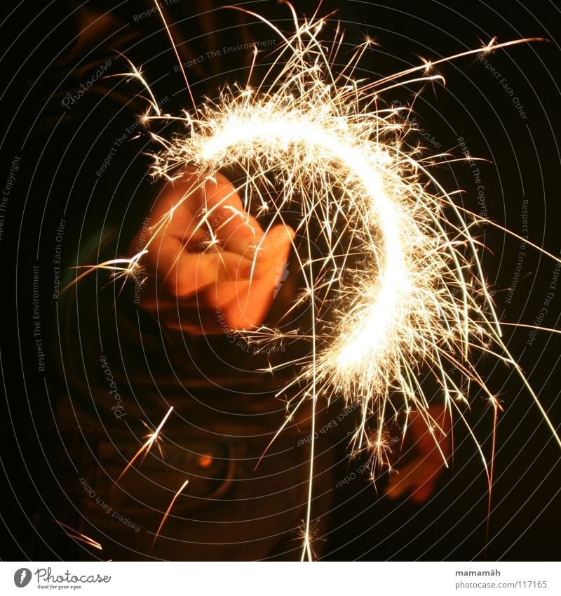 sparkler painting Sparkler Hand Dark Light Night Semicircle Spray New Year's Eve Fire Blaze Bright Draw Painting (action, work) Circle