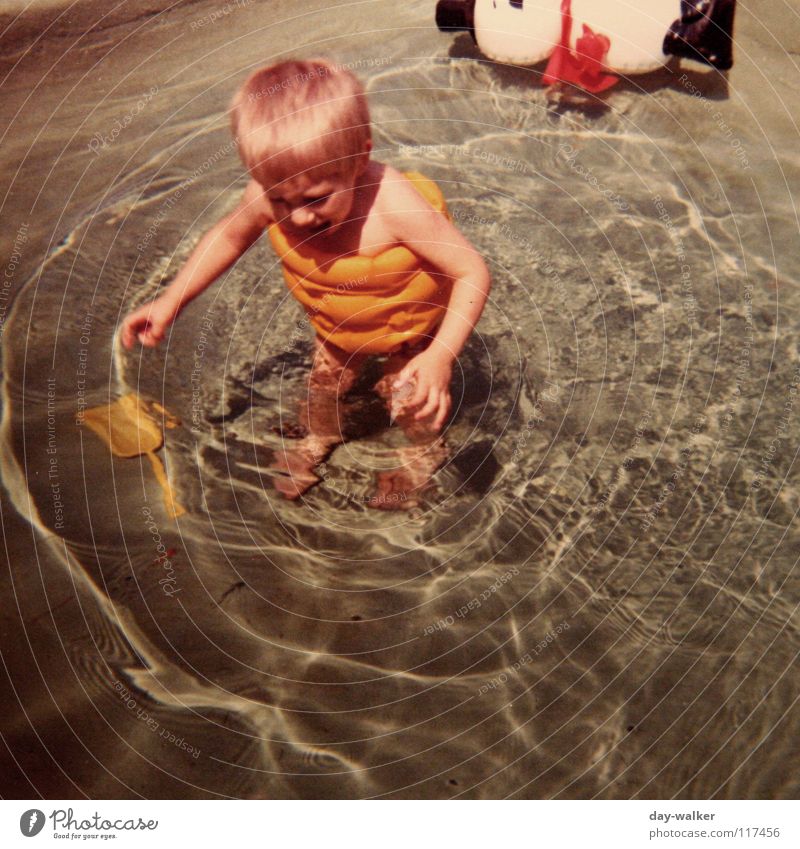 anxieties Child Swimming pool Water wings Retro Seventies Wet Boy (child) paddling pool Old me hydrophobic michelinmännchen