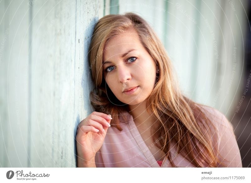 portrait Feminine Young woman Youth (Young adults) Face 1 Human being 18 - 30 years Adults Blonde Long-haired Beautiful Natural Colour photo Exterior shot Day