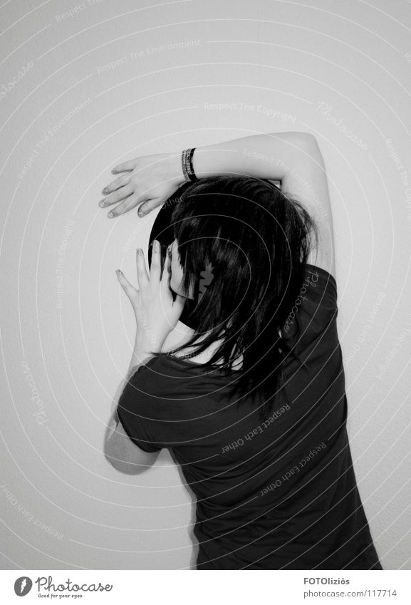 wall eavesdropper Record Woman Music T-shirt Wall (building) Silhouette Black & white photo ep Joy electro Trashy attitudinal attitude Hair and hairstyles black