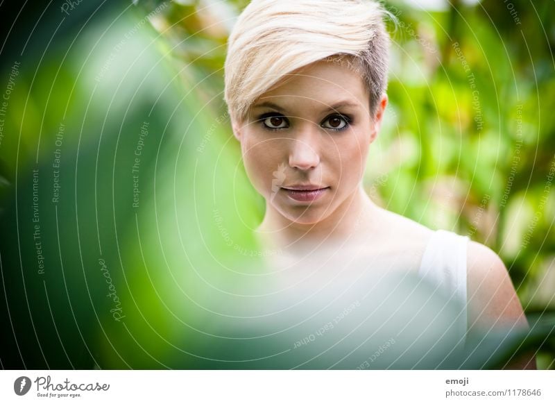 portrait Feminine Young woman Youth (Young adults) Face 1 Human being 18 - 30 years Adults Blonde Short-haired Hip & trendy Beautiful Natural Green Frontal
