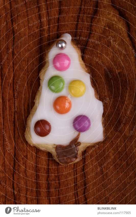 happy tree Wood Icing Chocolate buttons Multicoloured Brown Sweet Baked goods Christmas tree Tree Fir tree Silver globe Sugar Round Pink Yellow Green Violet