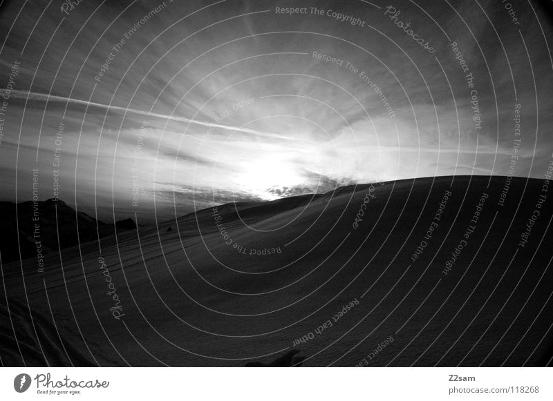 16:45 hrs at 1600 m Sunset Panorama (View) Clouds Smear Hill Winter Cold Dark Last Descent Simple Progress Calm Vantage point Mountain Black & white photo Snow