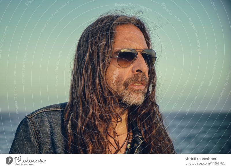 self Man Adults 1 Human being 45 - 60 years Sky Horizon Summer Ocean Brunette Long-haired Observe Looking Contentment Power Romance Calm Authentic Life Longing