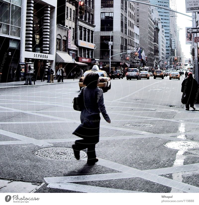 On the run New York City Haste Speed Stress Walking Running no time