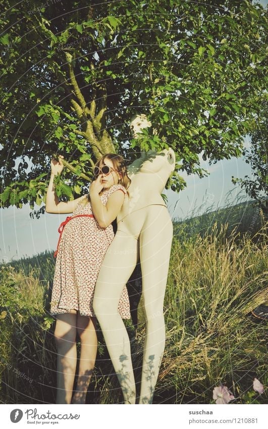 the doll ..... Exterior shot Nature Tree Grass Summer Mannequin Naked no poor Child Dress Sunglasses Infancy playfulness Whimsical Strange Funny Friendship Idea