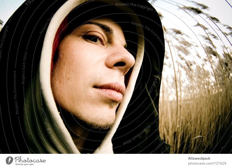 suspicion Man Hooded (clothing) Cold Headwear Fisheye Portrait photograph Common Reed Think Mistrust Suppose Jealousy Skeptical Fear Abbreviate Trust Winter