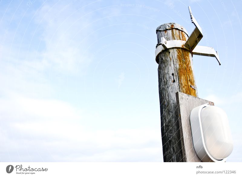 pathfinder Light Ocean Beach Coast Ireland malatray nikonic Electricity pylon Pole Sky Blue