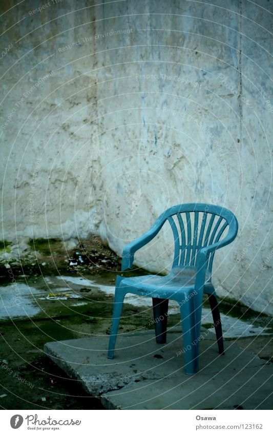 Summer can come Garden chair Terrace Furniture Plastic Concrete Cement Plaster Wall (building) Gray Broken Backrest Dirty Grief Distress Chair monoblock