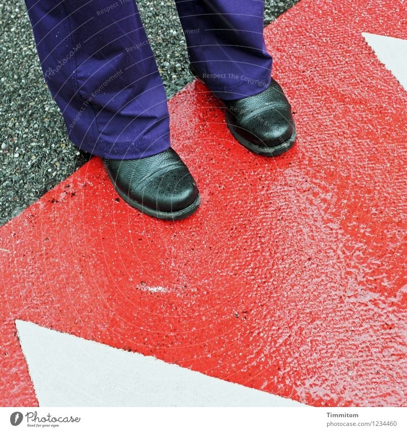 geometric | trampled underfoot Street Pants Footwear Signs and labeling Line Stand Wet Gray Violet Red Black White Geometry Triangle Colour photo