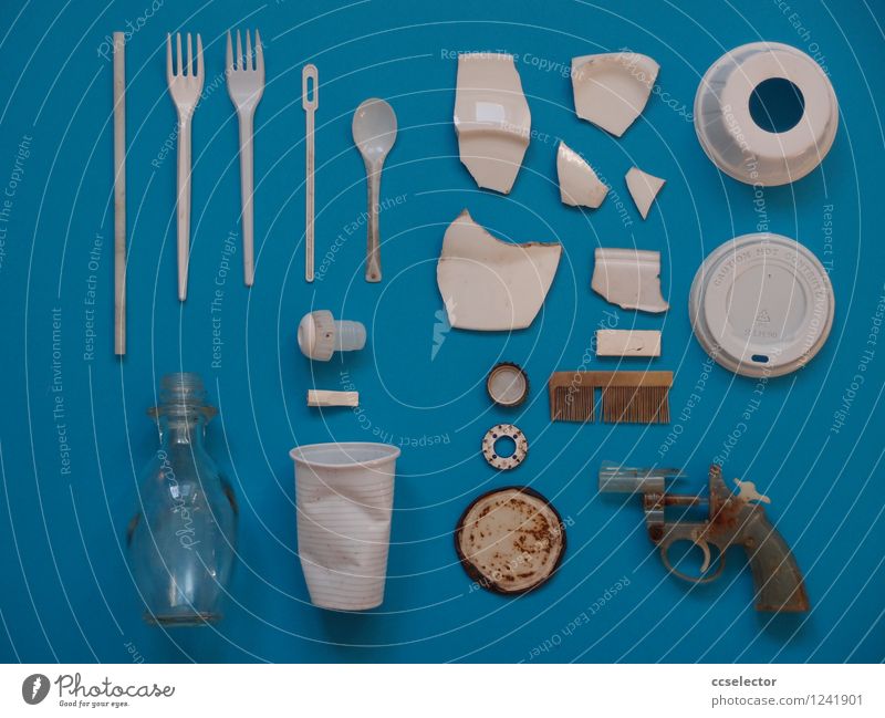 Garbage found in the vicinity of Godesburg Castle Fast food Crockery Mug Fork Luxury Environment Town Collection Eating Blue Environmental pollution