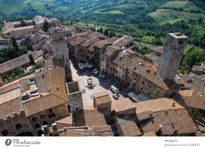 Piazza della Cisterna Vacation & Travel Tourism Trip Sightseeing City trip Summer Summer vacation Environment Landscape Field Forest San Gimignano Tuscany Italy