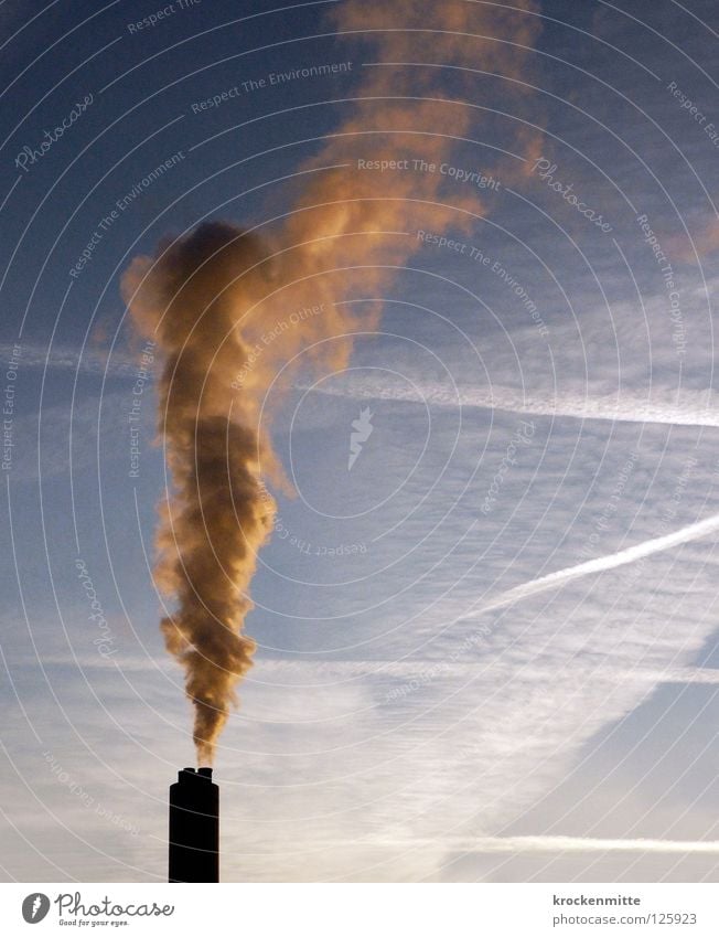 smoke sign Steam Production Exhaust gas Carbon dioxide Clouds Vapor trail Yellow Technology Fine particles Refuse incineration Burn Air pollution To make dirty
