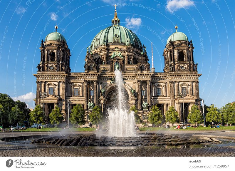 Berlin Cathedral Vacation & Travel Tourism Water Clouds Tree Capital city Downtown Dome Manmade structures Architecture Tourist Attraction Landmark Blue Green