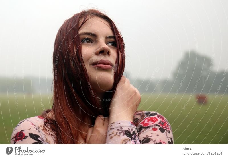 shakes Feminine Woman Adults 1 Human being Landscape Rain Park Meadow Shirt Piercing Red-haired Long-haired Observe To enjoy smile Looking already Emotions