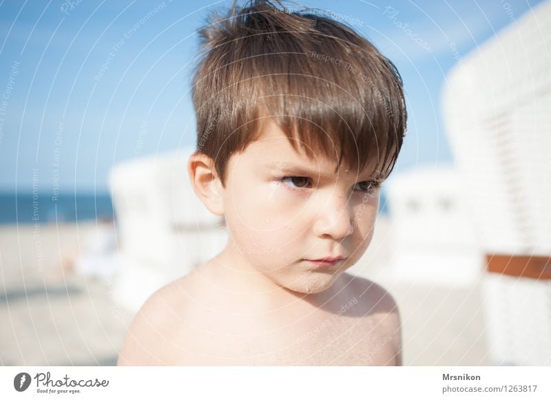 Where's my ice cream? Vacation & Travel Summer Summer vacation Sun Beach Ocean Island Toddler Boy (child) Infancy 1 Human being 3 - 8 years Child Looking