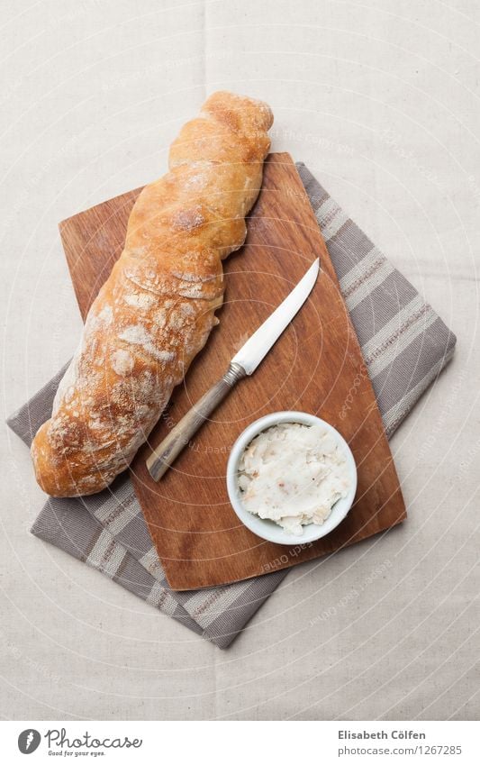 Baguette with lard Bread Fresh White Sandwich Meal Chopping board Bakery Rustic Crust Flour Baked goods Wooden board Country house French Food photograph