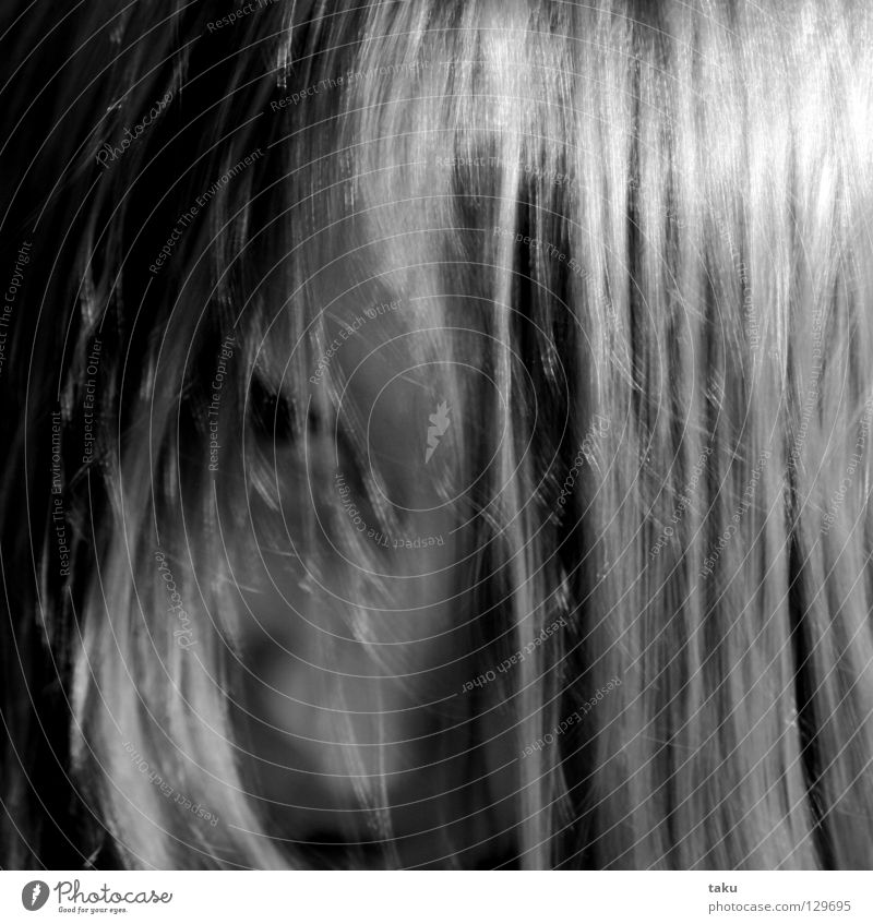 LALLA I Strand of hair Playing Room Blur Gritty lalla Black & white photo Hair and hairstyles Face Nose Mouth Ear Joy Evening Attempt natanael