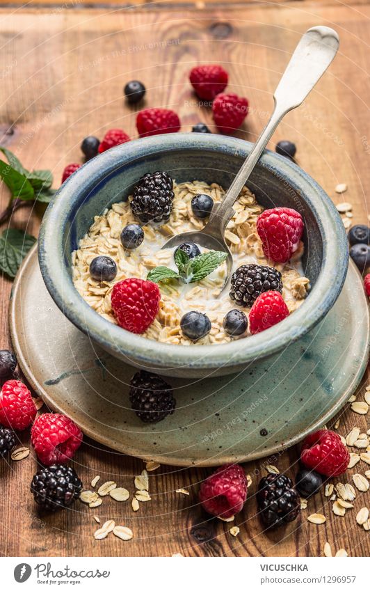 Healthy breakfast - oatmeal with milk and berries Food Dough Baked goods Nutrition Breakfast Organic produce Vegetarian diet Diet Bowl Spoon Style Design