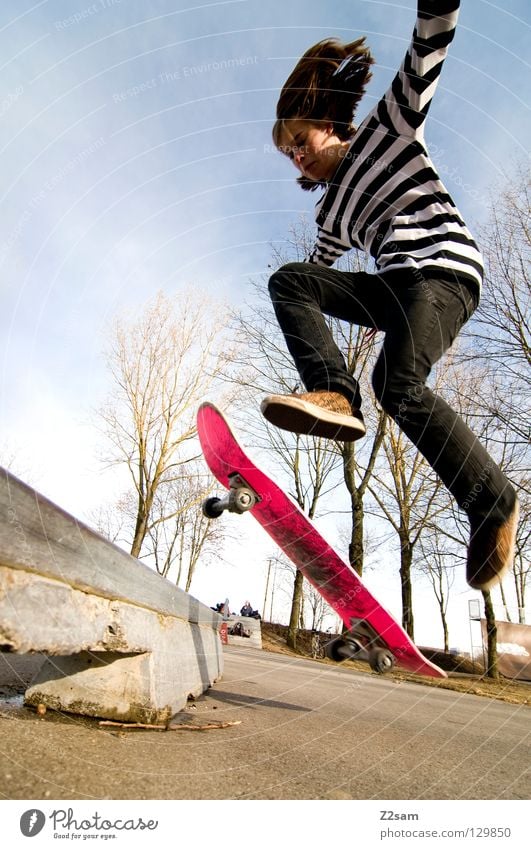 shove it boardslide Action Skateboarding Contentment Salto Jump Striped Tar Concrete Tree Wide angle Youth (Young adults) Sports Puddle Reflection Speed