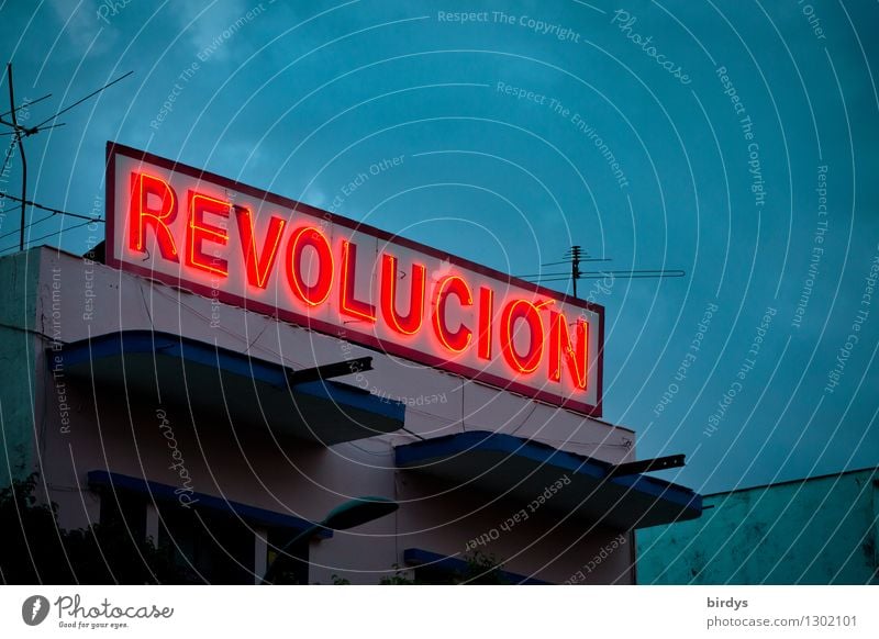 The memory lives Clouds Santiago de Cuba province House (Residential Structure) Neon sign Sign Characters Illuminate Authentic Exceptional Historic Rebellious