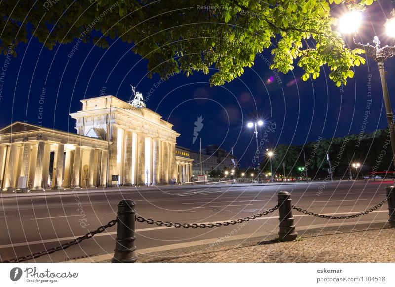 berlin brandenburg gate Berlin Germany Town Capital city Downtown Deserted Places Manmade structures Building Architecture Tourist Attraction Landmark Monument