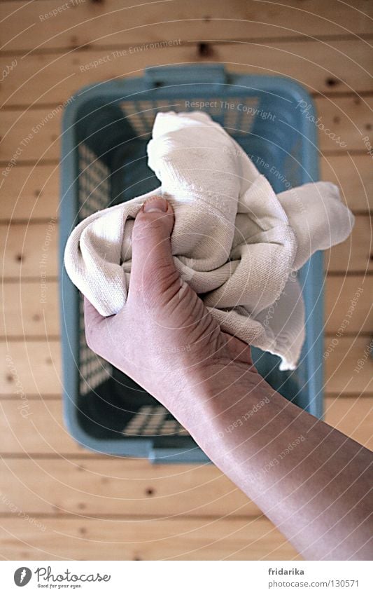 Wash day I Hand Clothing Wood To hold on Dirty Wet Clean Dry Blue Gray White Pure Laundry Laundry basket Wooden floor Beige Thumb Release Wrinkles Household