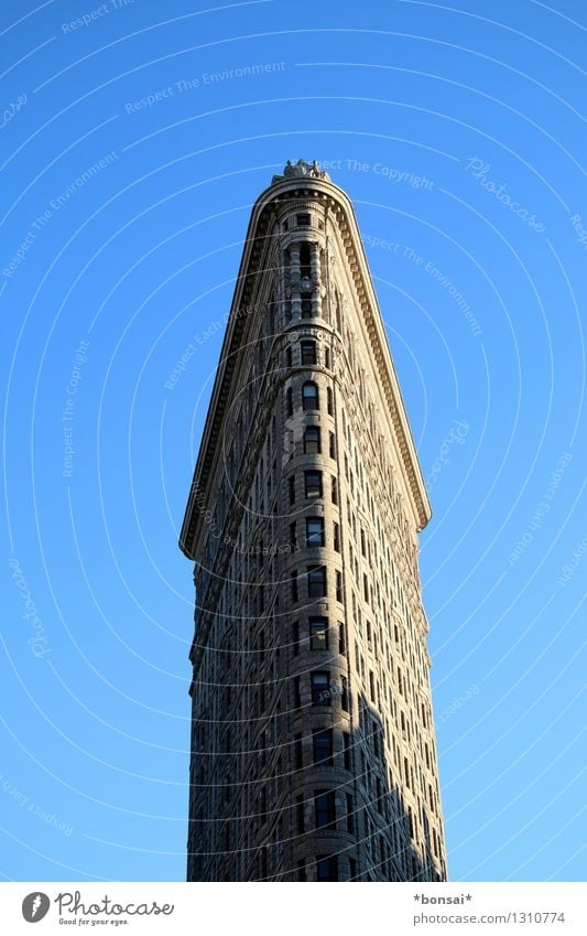 flat irons Luxury Vacation & Travel Sightseeing City trip Sun House (Residential Structure) Cloudless sky Sunlight Summer Beautiful weather New York City Town