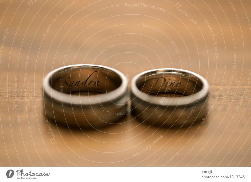engraving Accessory Ring Wedding band Gravure Name Characters Future Attachment Expensive Precious Colour photo Interior shot Macro (Extreme close-up) Deserted