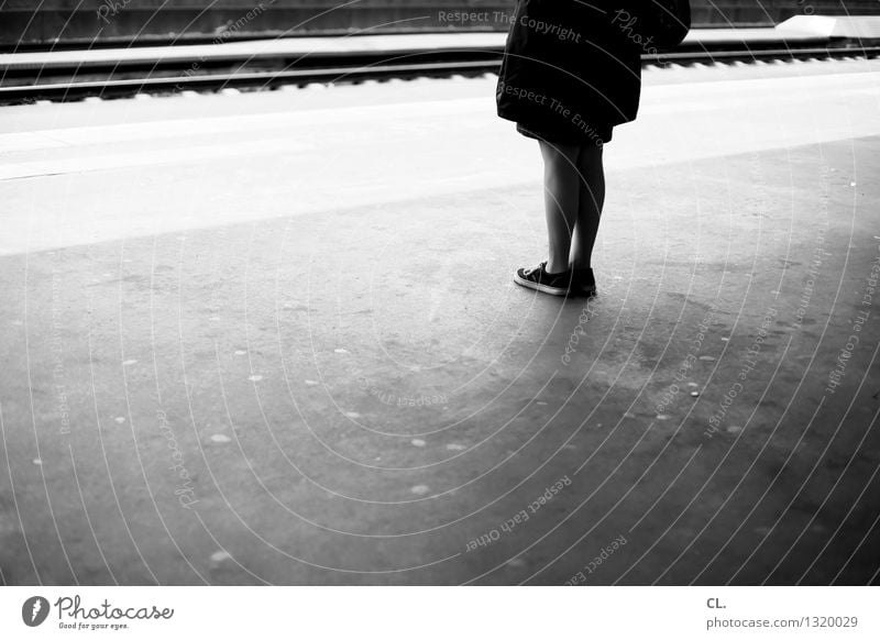 stand and wait Human being Feminine Woman Adults Life Legs 1 Transport Means of transport Traffic infrastructure Train travel Train station Platform